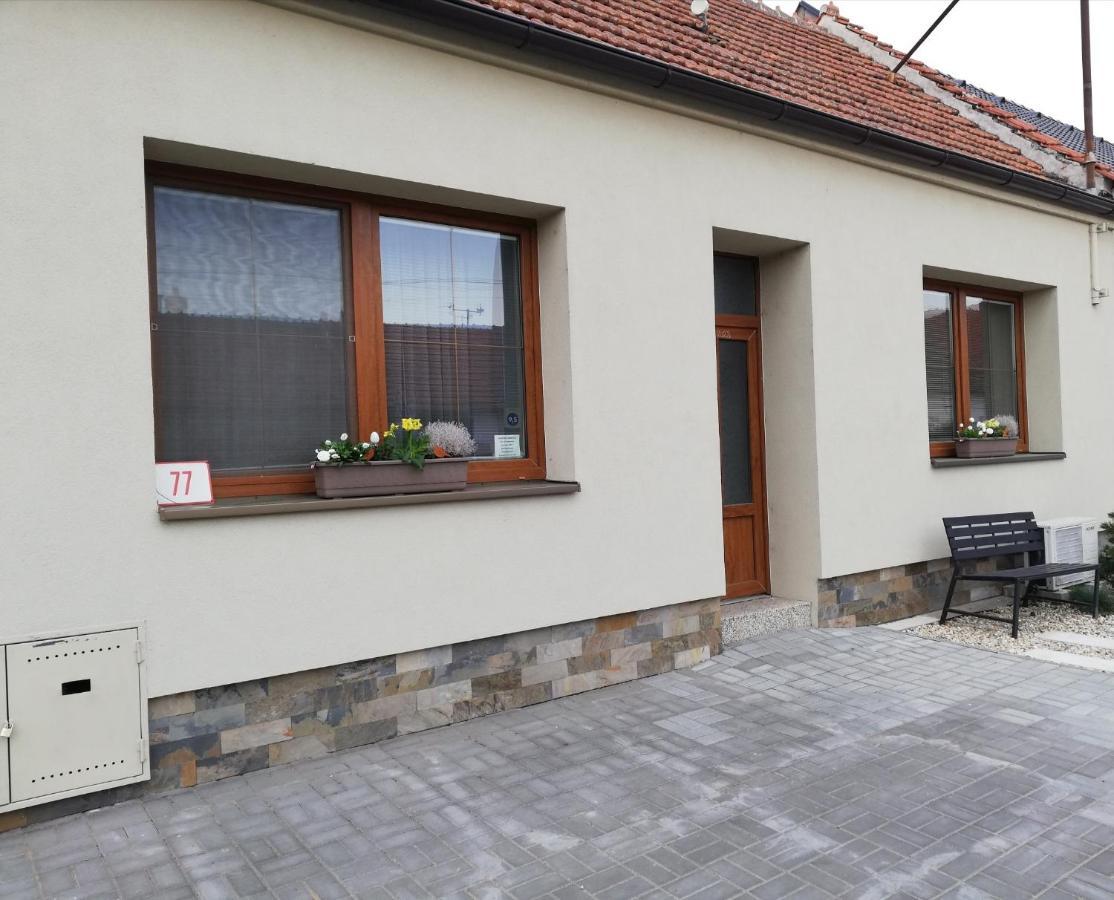 Apartman Lednicka Breclav Exterior photo